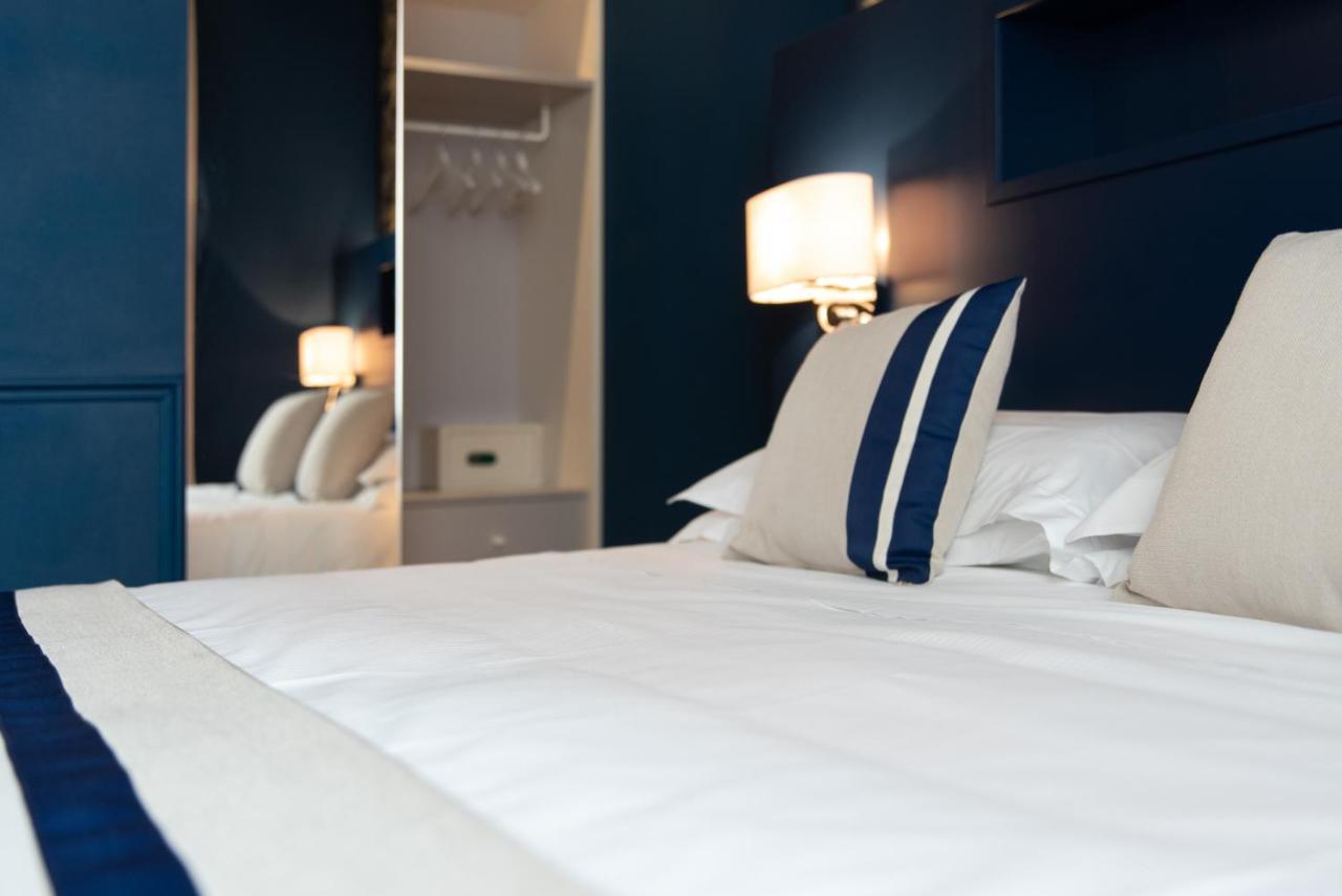 Hotel Monte Rosa Chiavari Esterno foto