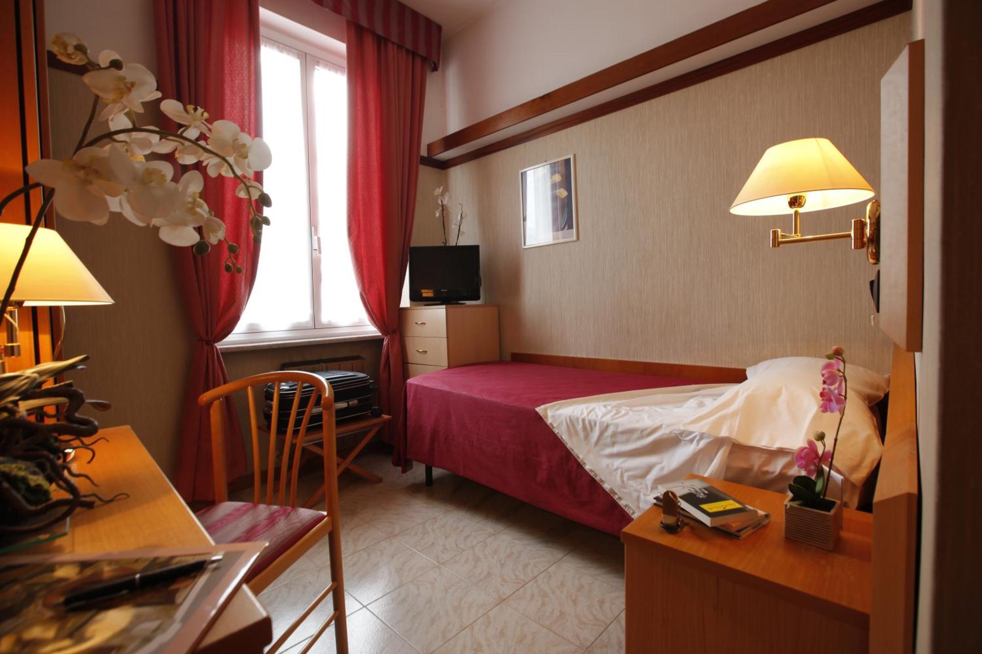Hotel Monte Rosa Chiavari Camera foto