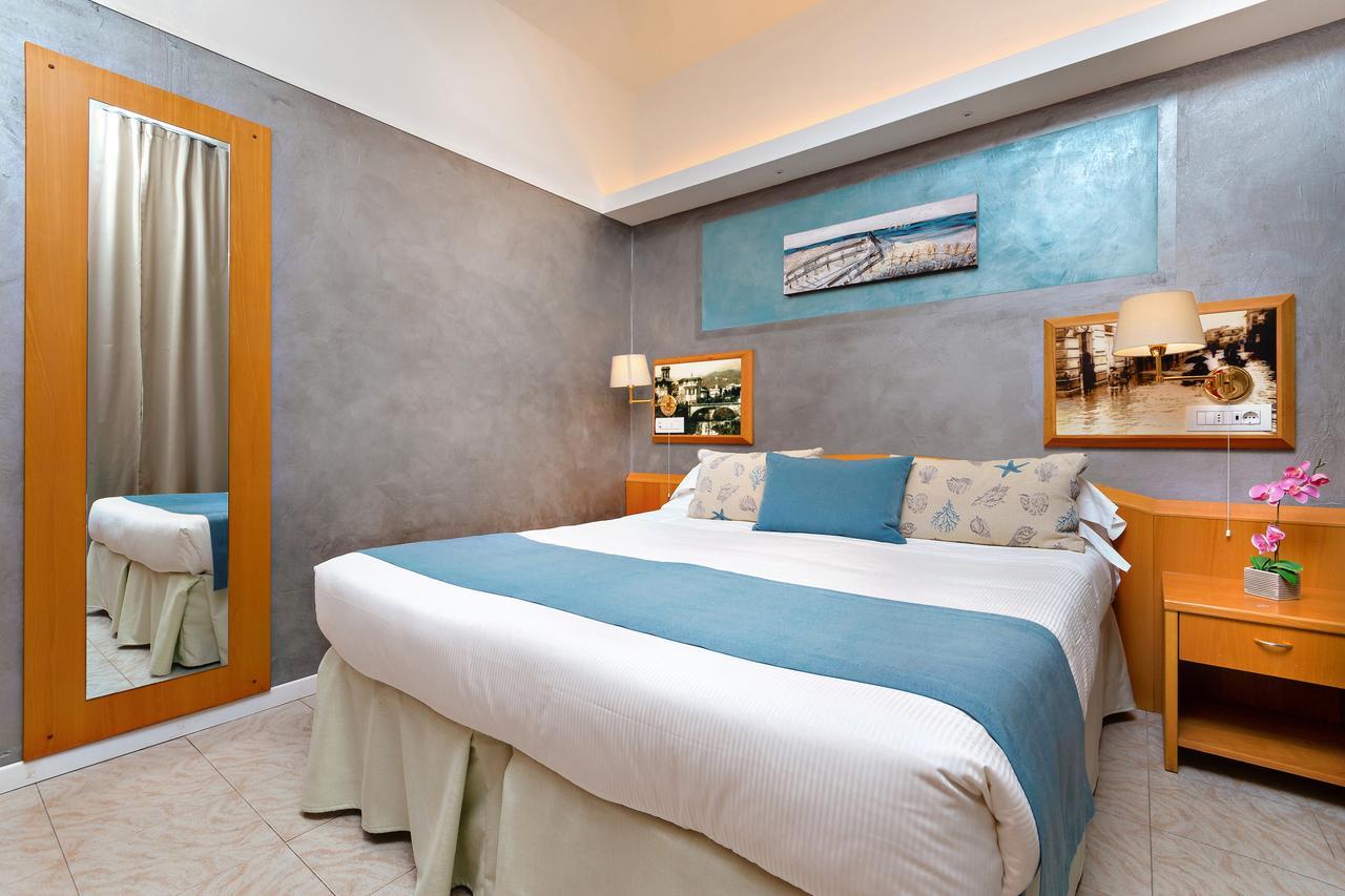 Hotel Monte Rosa Chiavari Esterno foto
