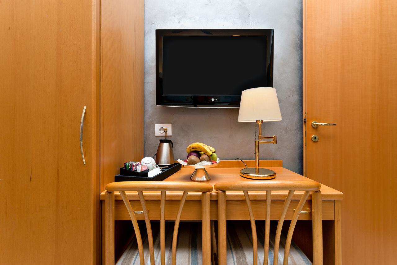 Hotel Monte Rosa Chiavari Esterno foto